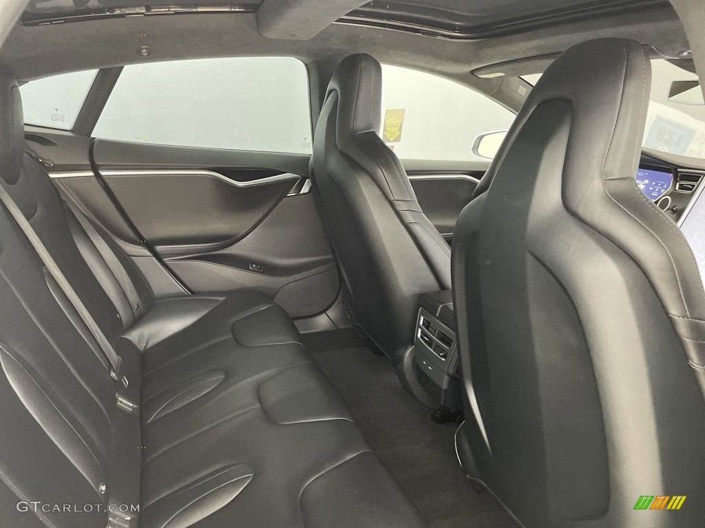 Black Interior 2016 Tesla Model S 60D Photo #146500726