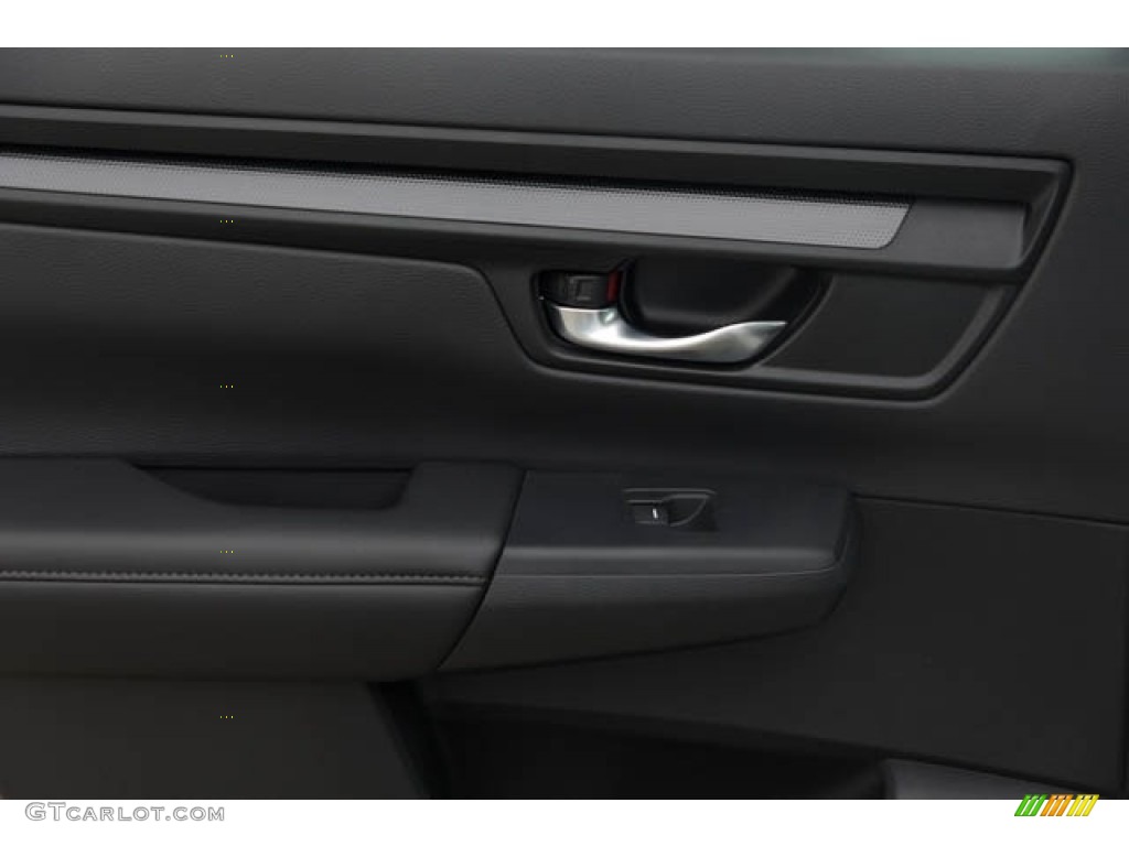 2024 Honda CR-V LX AWD Gray Door Panel Photo #146501089
