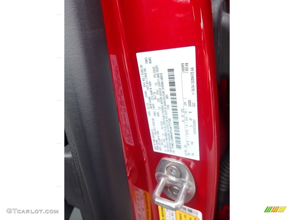 2023 Ford Escape ST-Line AWD Color Code Photos