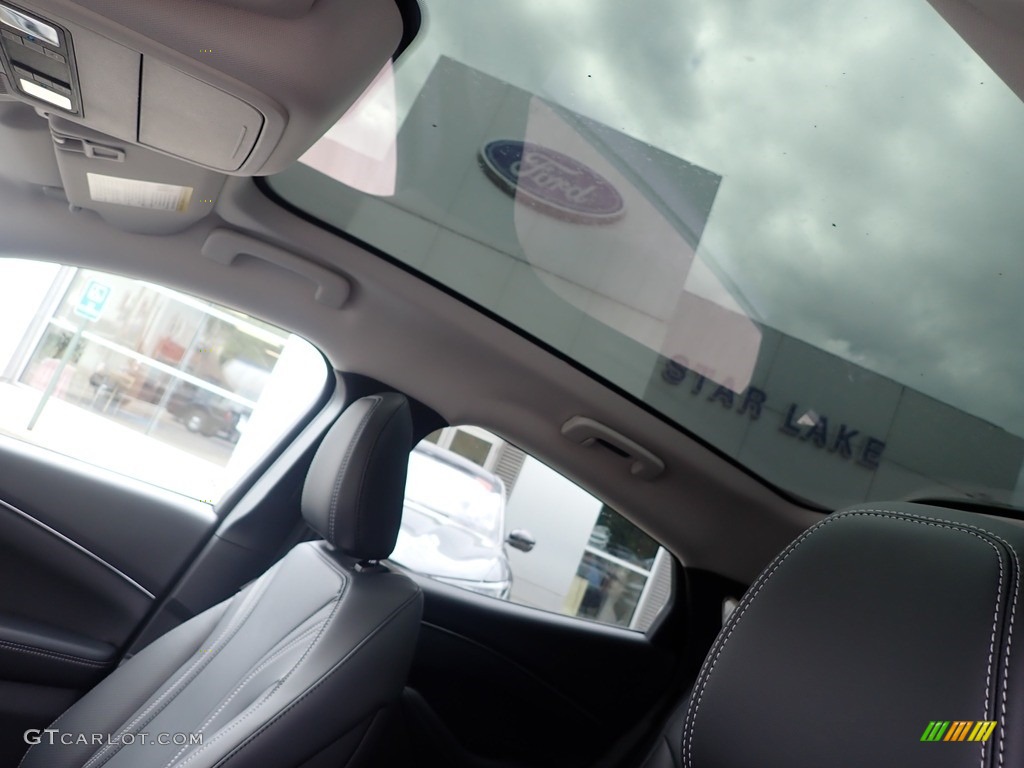 2023 Ford Mustang Mach-E Premium Sunroof Photo #146502169