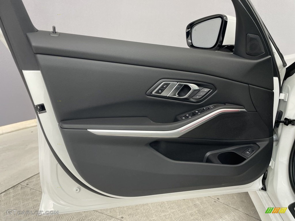 2023 3 Series 330i Sedan - Alpine White / Black photo #10