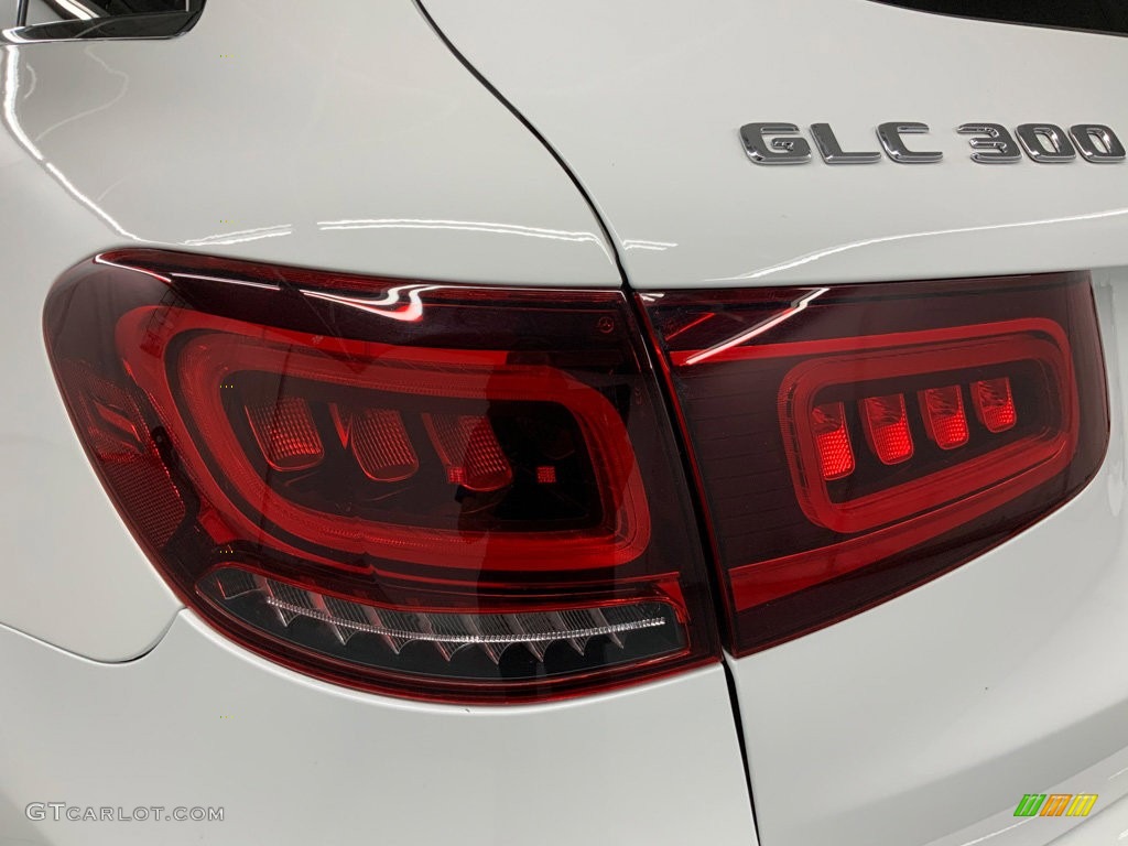 2021 GLC 300 4Matic - Polar White / Black photo #12