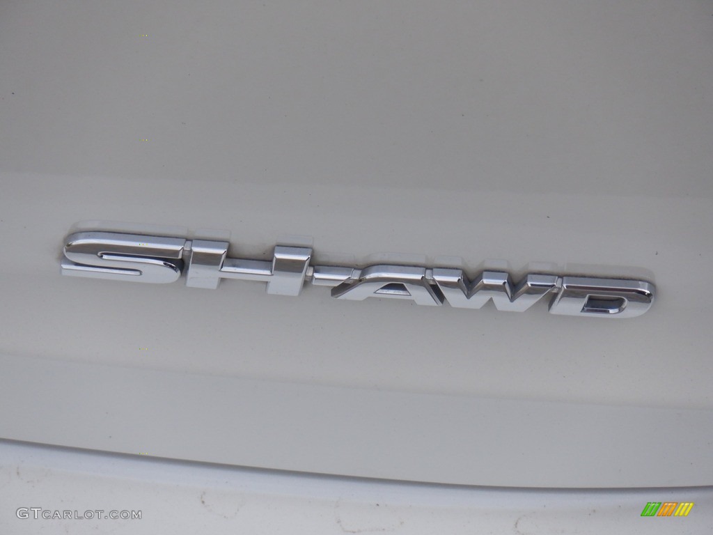 2015 Acura MDX SH-AWD Technology Marks and Logos Photos