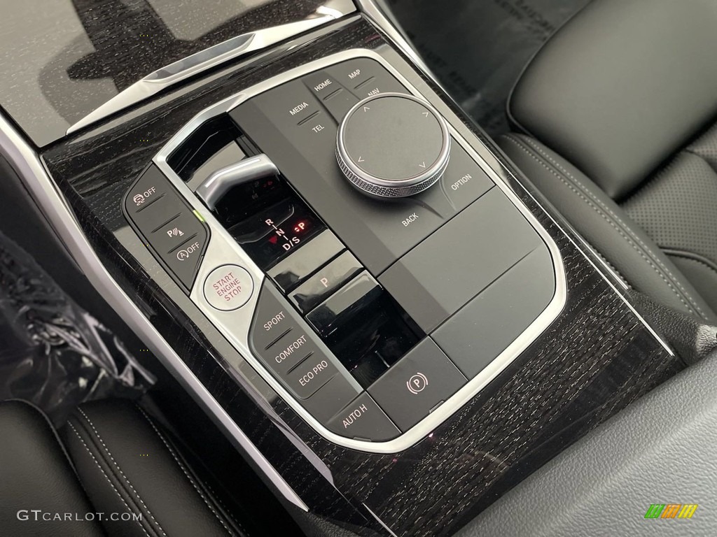 2023 3 Series 330i Sedan - Alpine White / Black photo #22