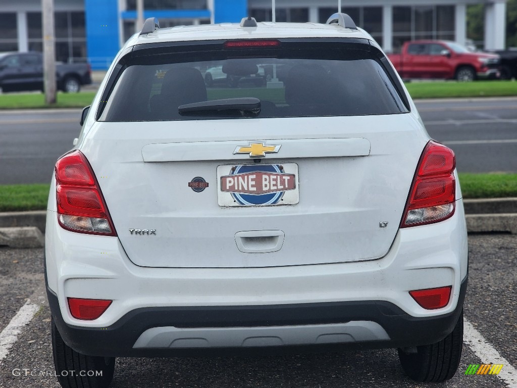 2020 Trax LT - Summit White / Jet Black photo #4