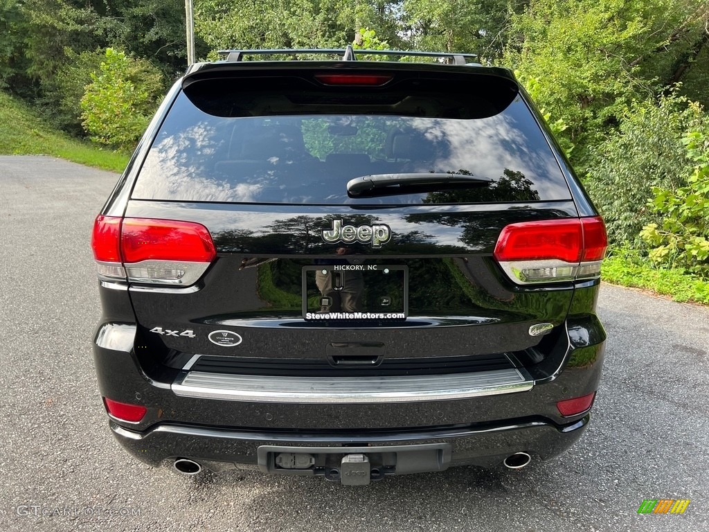 Diamond Black Crystal Pearl 2017 Jeep Grand Cherokee Overland 4x4 Exterior Photo #146503732