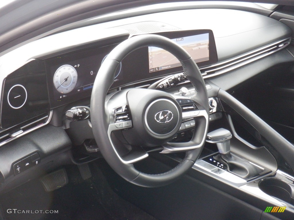 2023 Hyundai Elantra Limited Dashboard Photos
