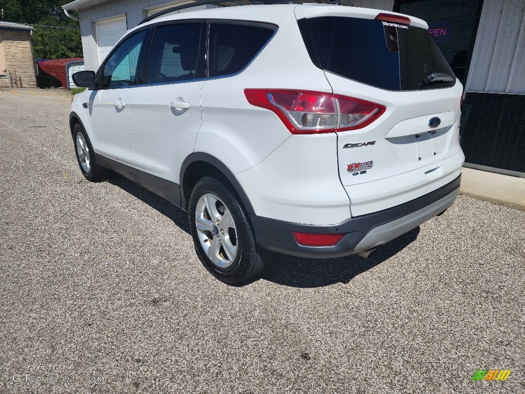 2015 Escape SE 4WD - Oxford White / Charcoal Black photo #8