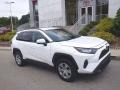 Front 3/4 View of 2020 RAV4 LE AWD