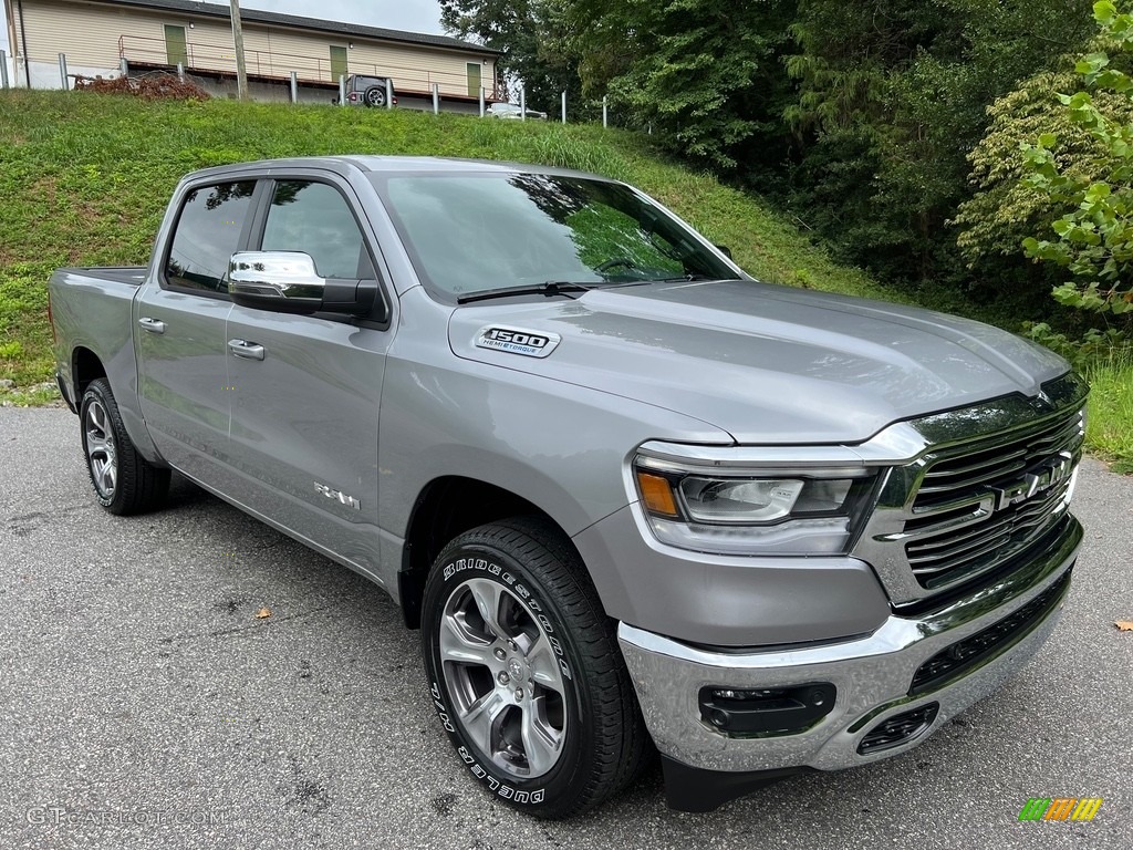 Billet Silver Metallic 2024 Ram 1500 Laramie Crew Cab 4x4 Exterior Photo #146504929