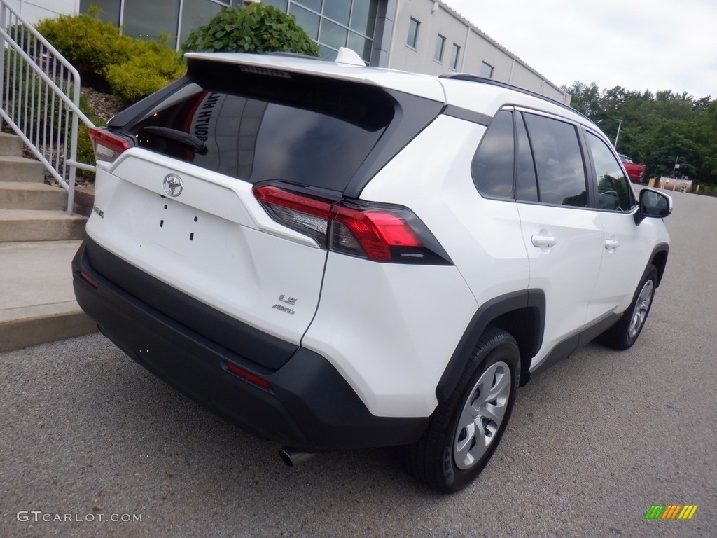 2020 RAV4 LE AWD - Super White / Black photo #16