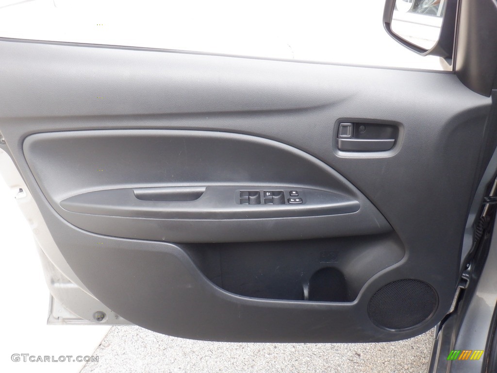 2019 Mitsubishi Mirage G4 ES Door Panel Photos