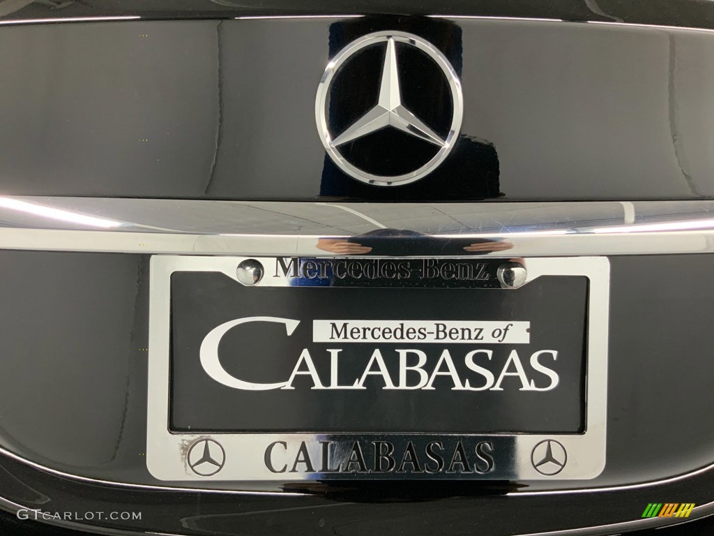 2020 C 300 Sedan - Black / Black photo #10