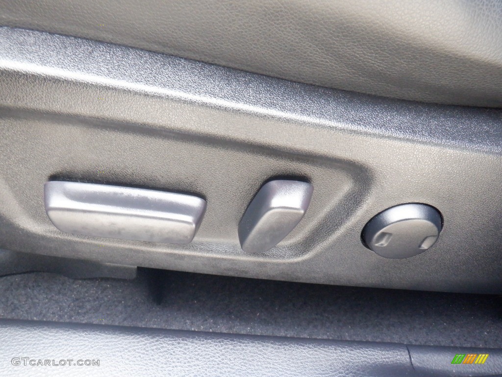 2018 Highlander XLE AWD - Predawn Gray Mica / Black photo #14