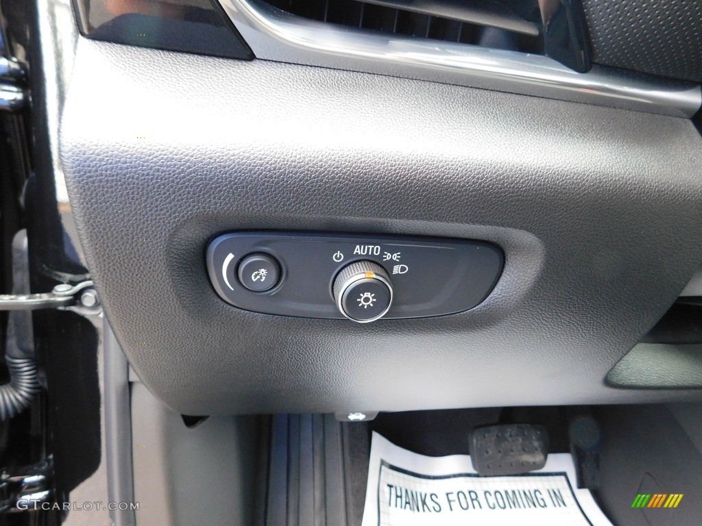 2023 Chevrolet Traverse RS AWD Controls Photo #146506909