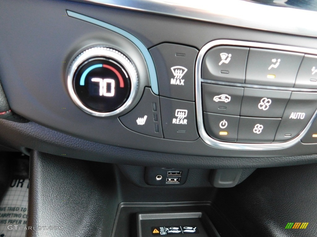 2023 Chevrolet Traverse RS AWD Controls Photo #146506936