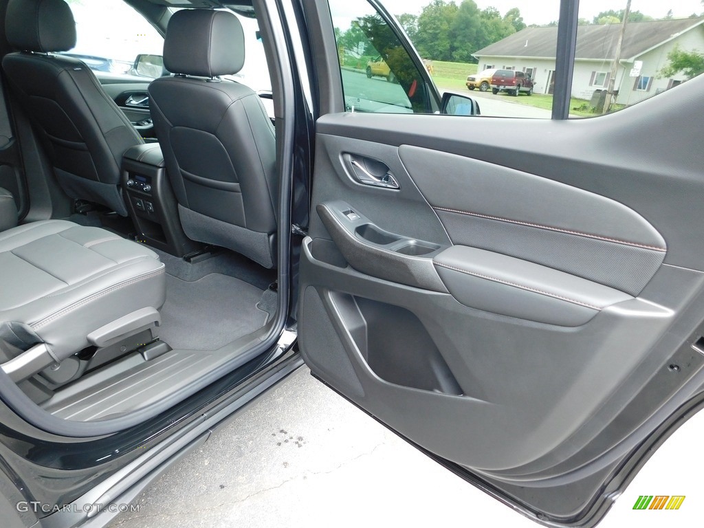 2023 Chevrolet Traverse RS AWD Door Panel Photos