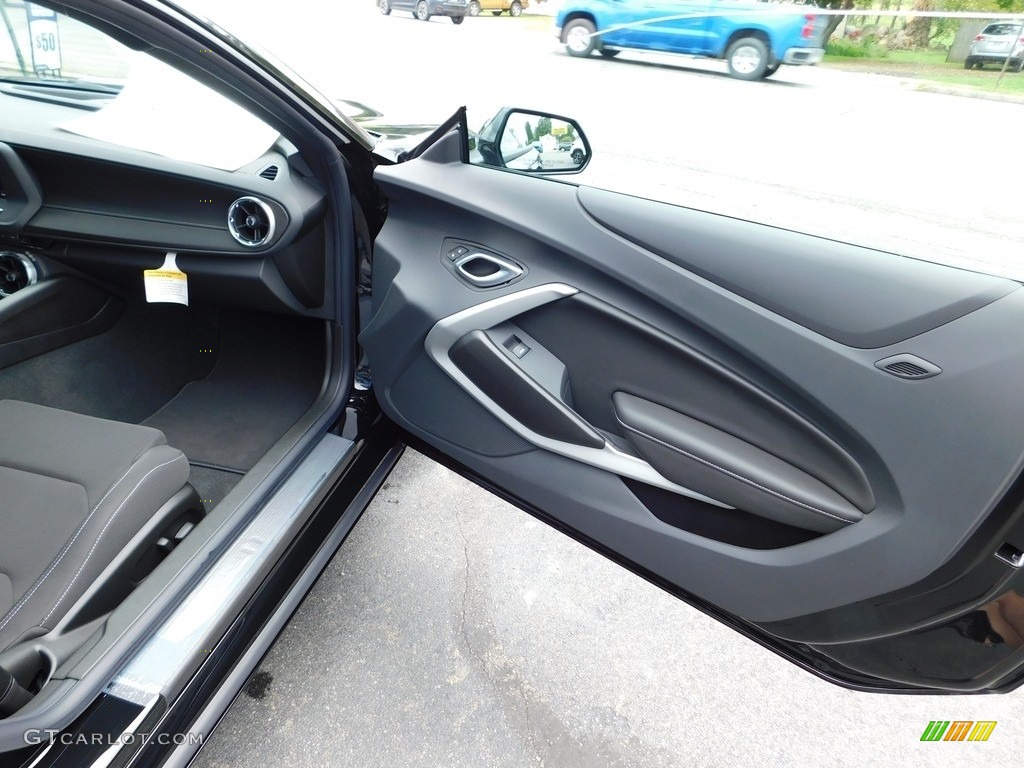 2023 Chevrolet Camaro LT Coupe Jet Black Door Panel Photo #146507116