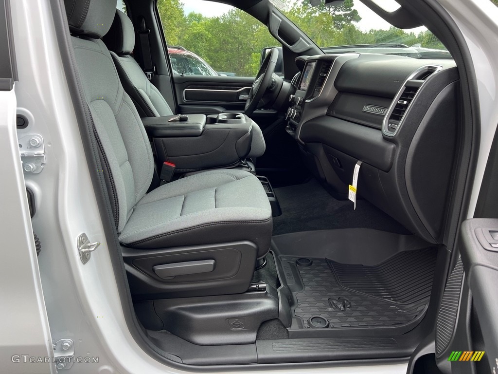 2024 Ram 1500 Big Horn Crew Cab 4x4 Front Seat Photo #146507365
