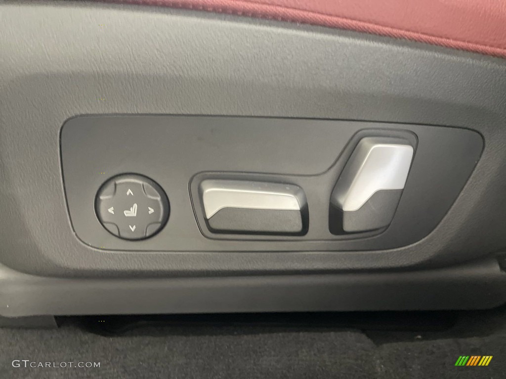2023 X3 sDrive30i - Black Sapphire Metallic / Tacora Red photo #11