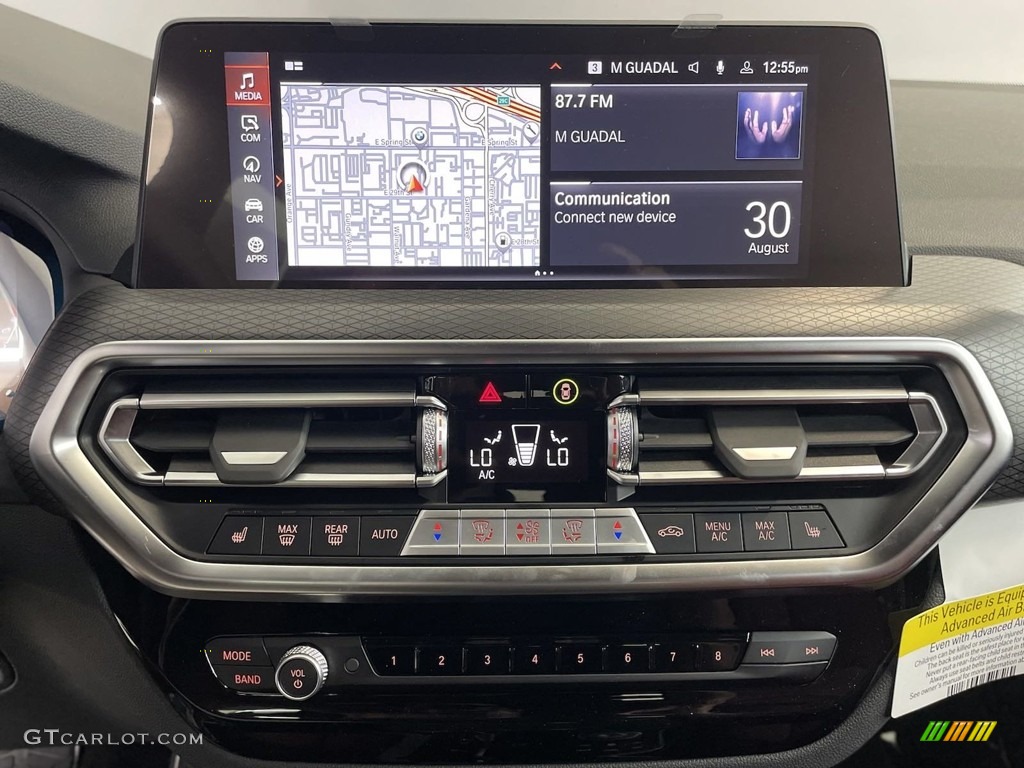 2023 BMW X3 sDrive30i Controls Photo #146507975
