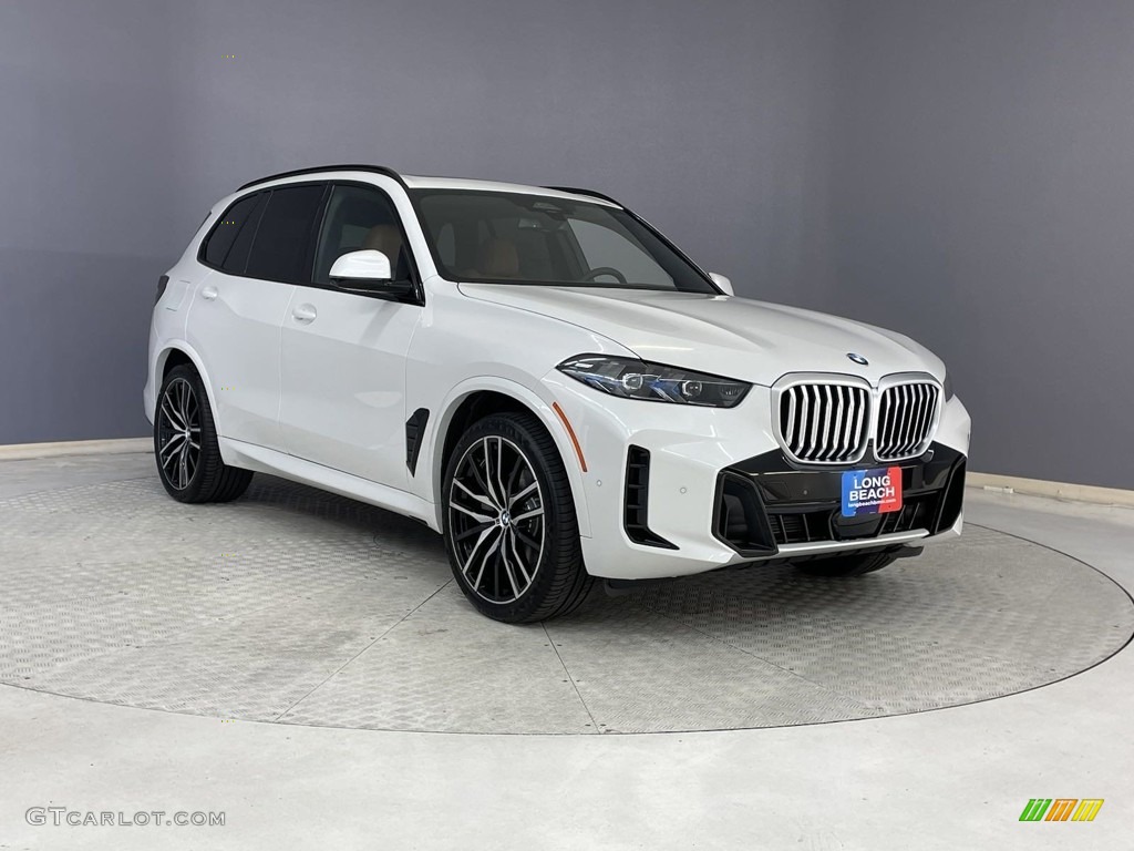 Mineral White Metallic 2024 BMW X5 xDrive40i Exterior Photo #146509415