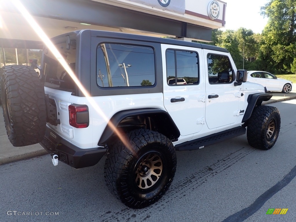 2021 Wrangler Unlimited Sahara Altitude 4x4 - Bright White / Black photo #8