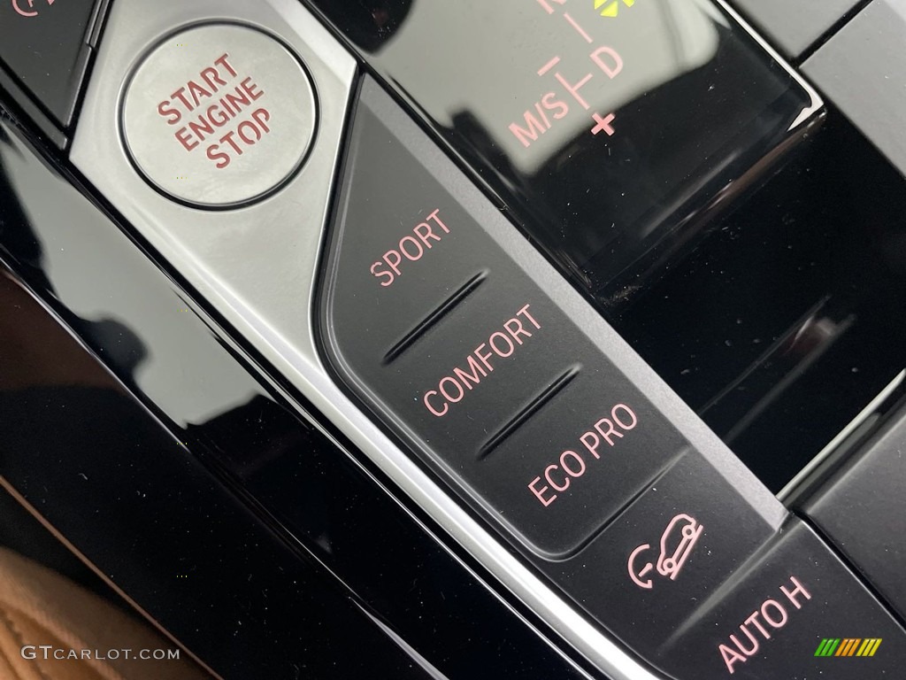2024 BMW X3 xDrive30i Controls Photo #146509922