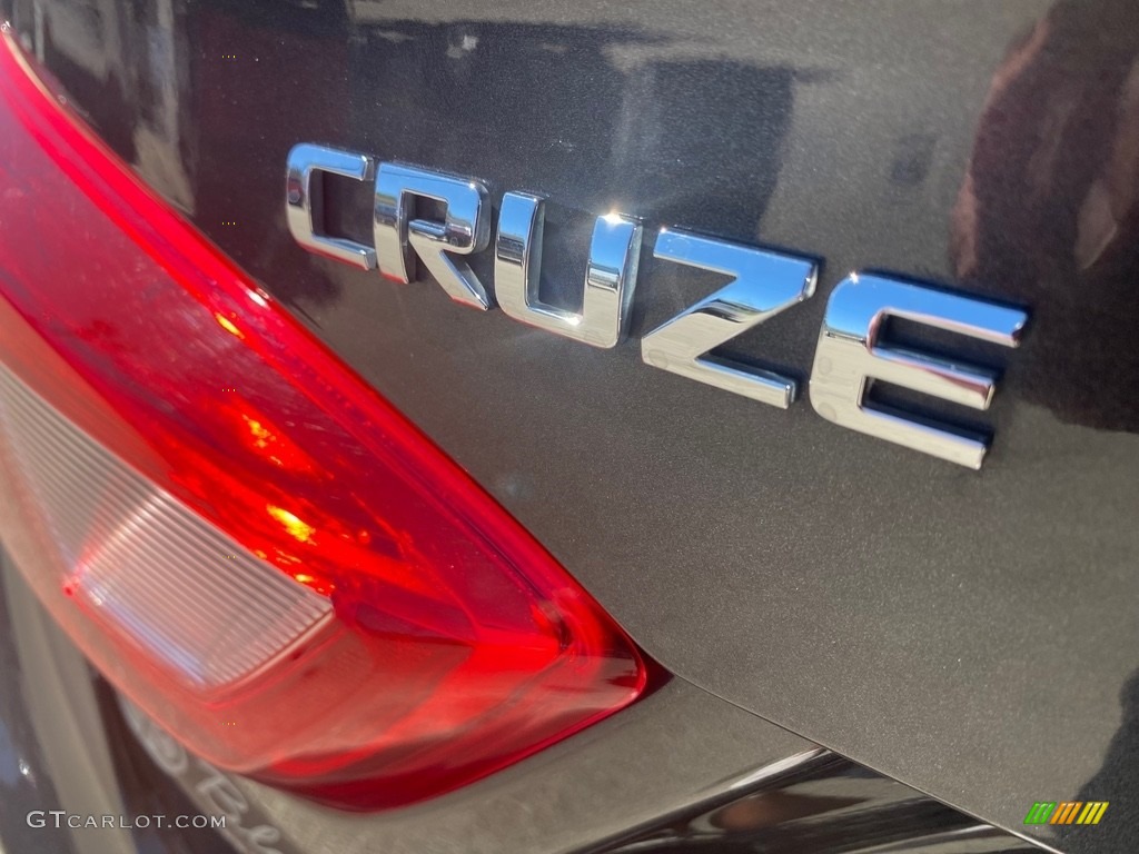 2016 Chevrolet Cruze Premier Sedan Marks and Logos Photo #146510612