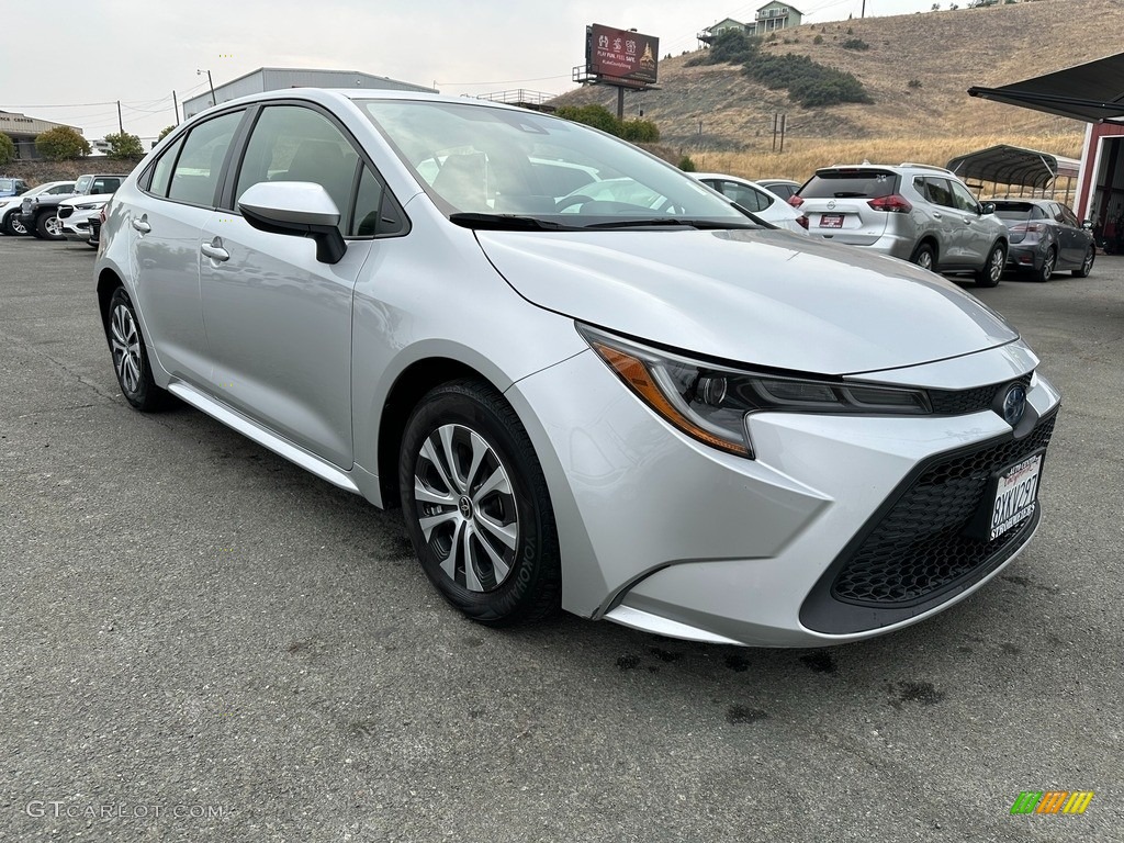 2022 Corolla LE Hybrid - Classic Silver Metallic / Black photo #1