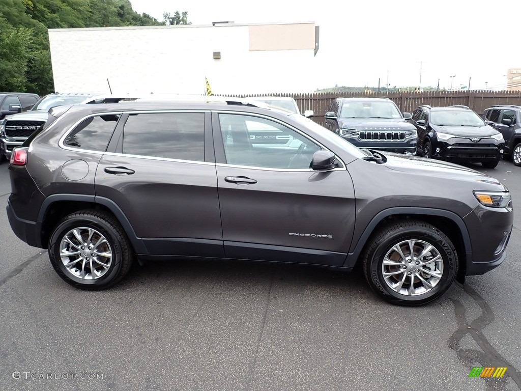 2021 Cherokee Latitude Lux 4x4 - Granite Crystal Metallic / Black photo #7