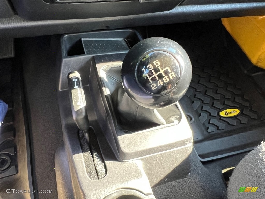 2006 Wrangler X 4x4 - Solar Yellow / Dark Slate Gray photo #22