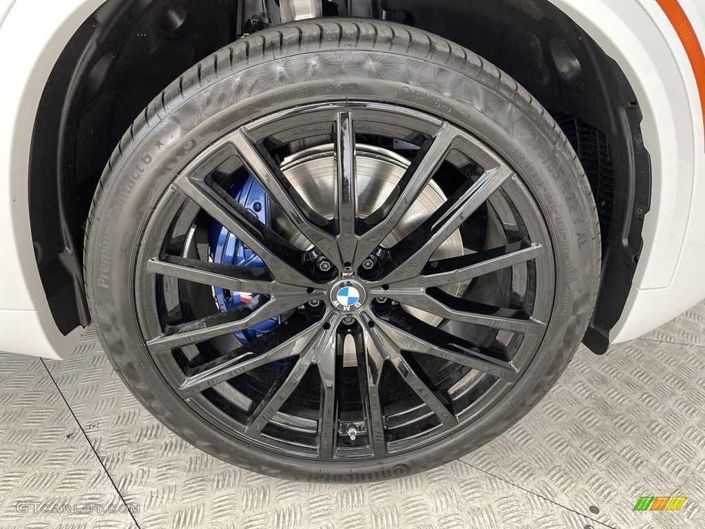 2024 BMW X5 M60i Wheel Photos