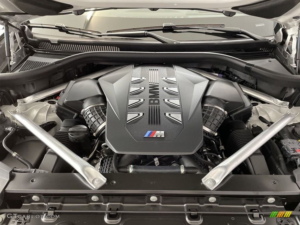 2024 BMW X5 M60i Engine Photos