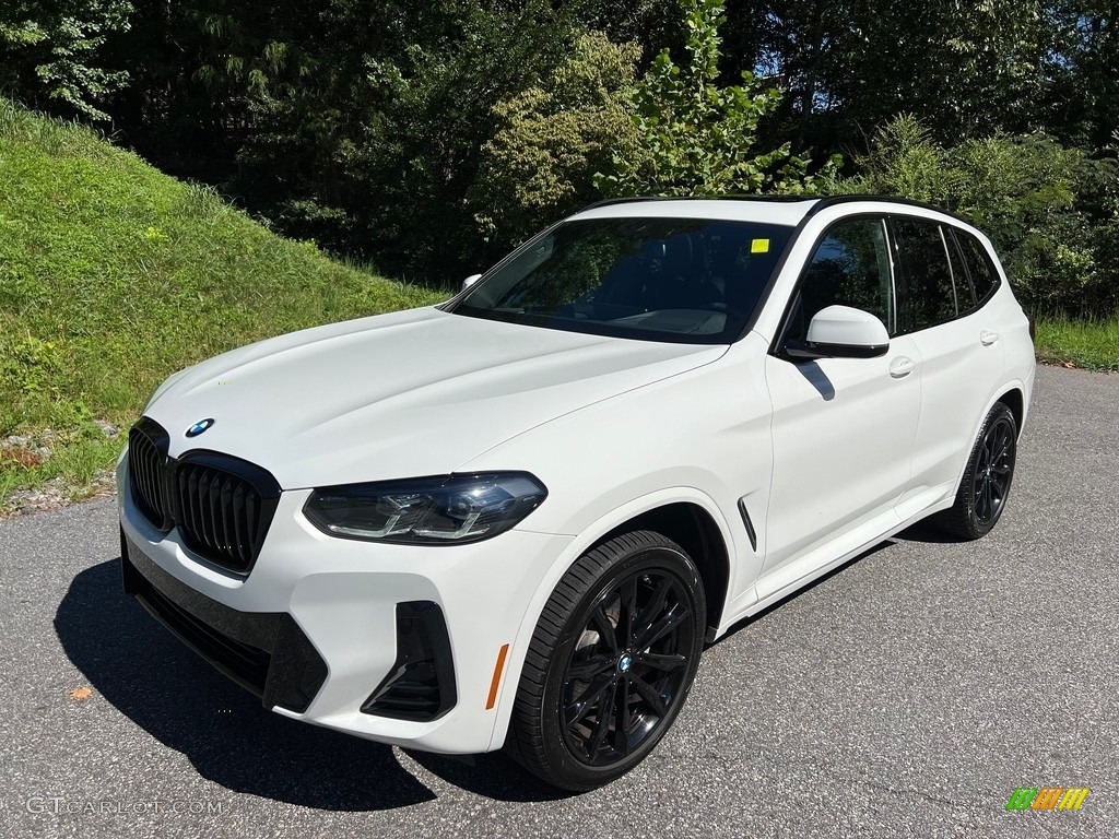 2022 X3 xDrive30i - Alpine White / Black photo #3