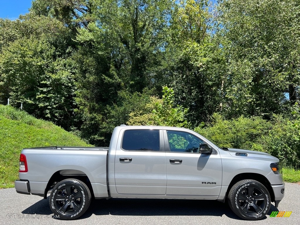 Billet Silver Metallic 2024 Ram 1500 Big Horn Night Edition Crew Cab 4x4 Exterior Photo #146513910