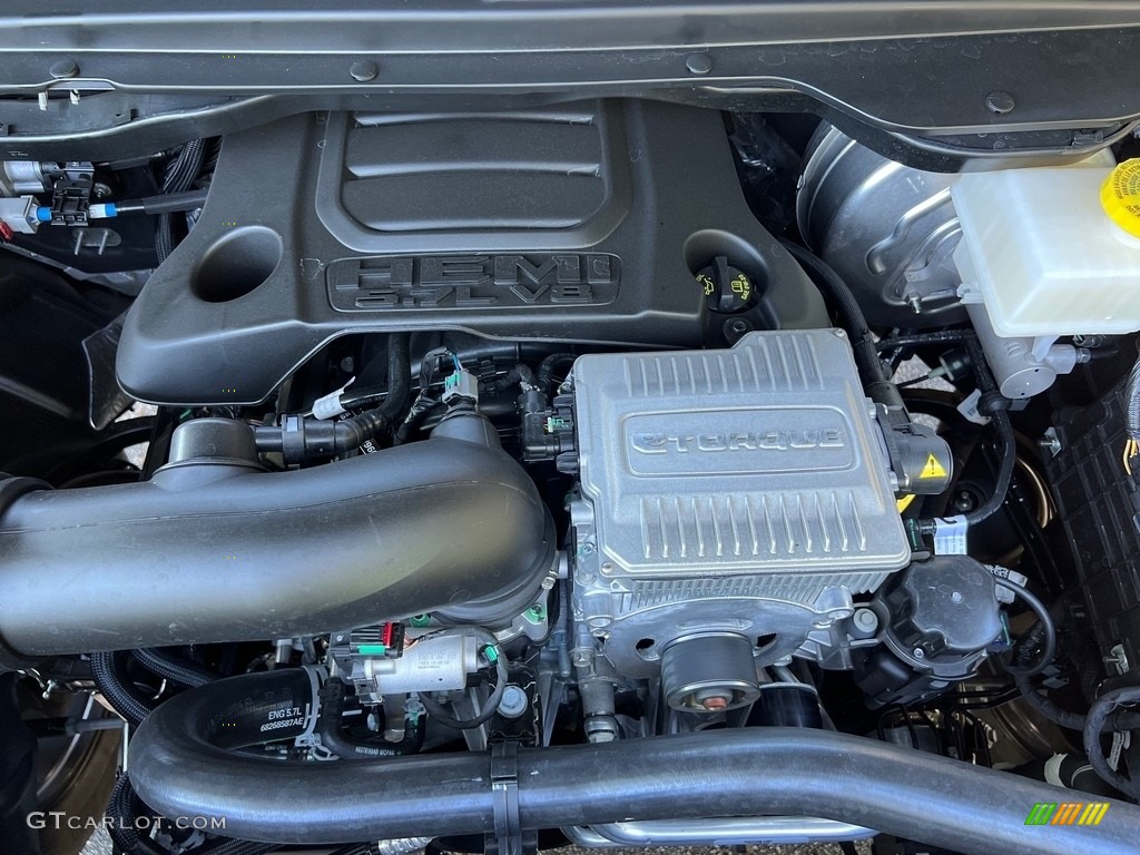 2024 Ram 1500 Big Horn Night Edition Crew Cab 4x4 5.7 Liter HEMI OHV 16-Valve VVT MDS V8 Engine Photo #146514013