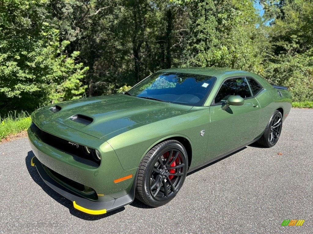 F8 Green 2023 Dodge Challenger SRT Hellcat JailBreak Exterior Photo #146514447