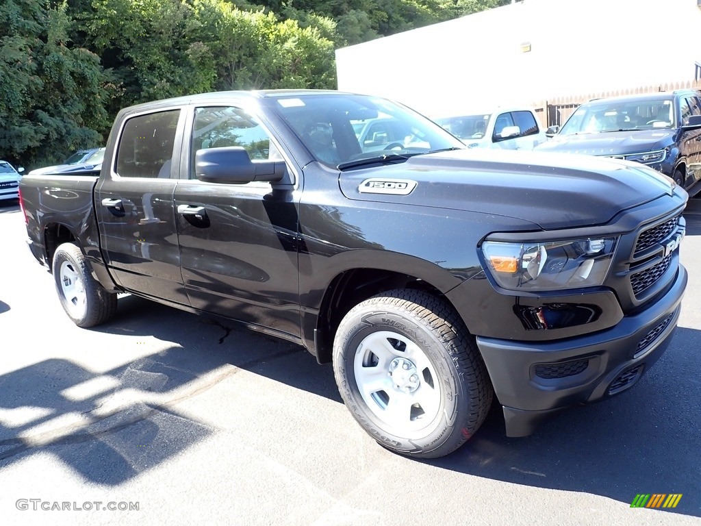 Diamond Black Crystal Pearl 2024 Ram 1500 Tradesman Crew Cab 4x4 Exterior Photo #146514553