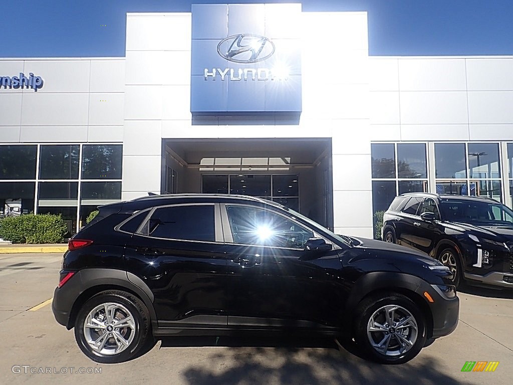 Abyss Black Pearl Hyundai Kona