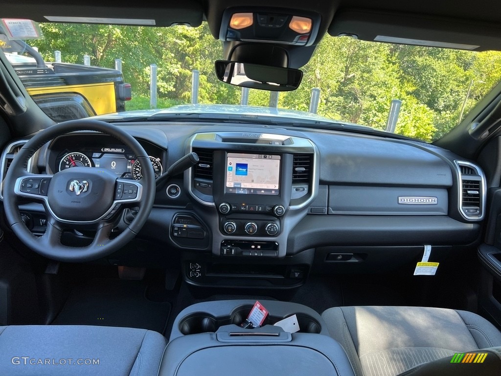2024 Ram 2500 Big Horn Crew Cab 4x4 Dashboard Photos