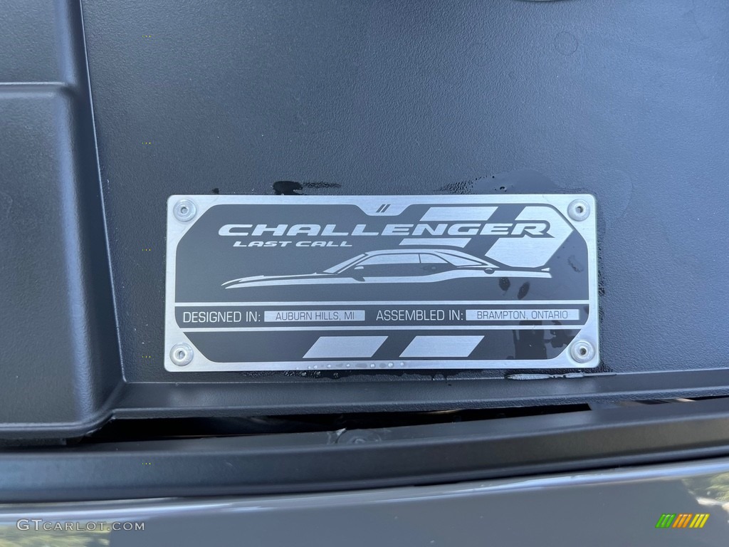 2023 Challenger R/T Shaker - Destroyer Grey / Black photo #10