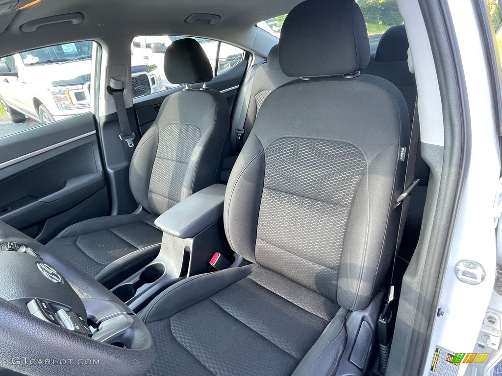 Black Interior 2019 Hyundai Elantra SE Photo #146516602