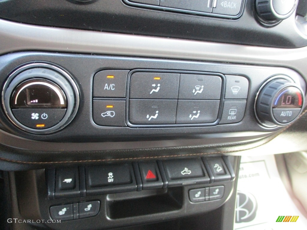 2022 Canyon AT4 Crew Cab 4WD - Onyx Black / Jet Black photo #23