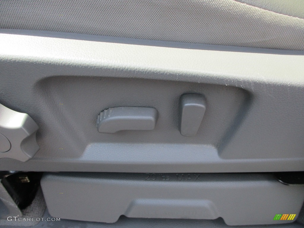 2020 Nissan NV 3500 HD SV Passenger Front Seat Photos