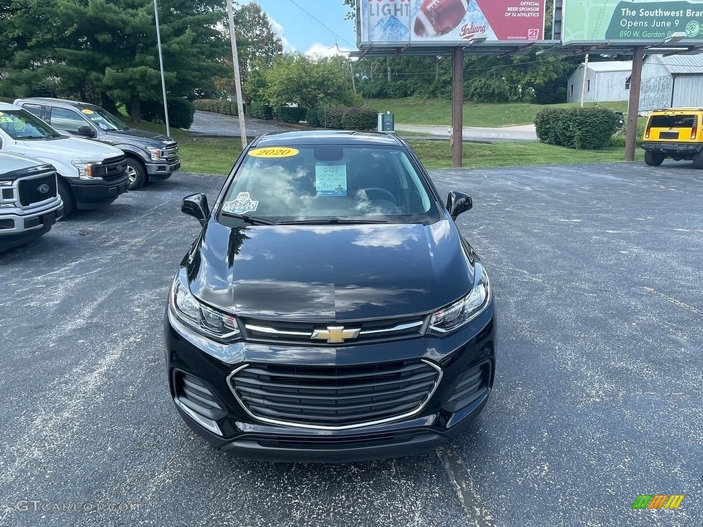 Mosaic Black Metallic 2020 Chevrolet Trax LS Exterior Photo #146517396