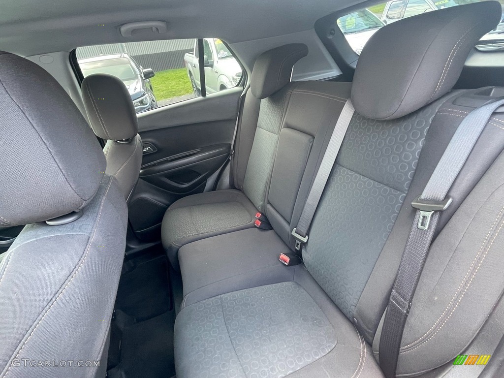2020 Trax LS - Mosaic Black Metallic / Jet Black photo #15