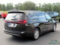 2022 Brilliant Black Crystal Pearl Chrysler Pacifica Touring L  photo #5