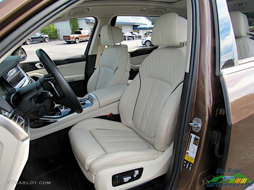 2019 BMW X7 xDrive40i Front Seat Photos