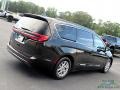 2022 Brilliant Black Crystal Pearl Chrysler Pacifica Touring L  photo #27